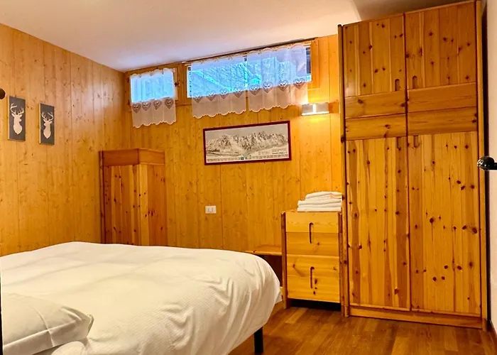 La Maison Des Amis Курмайор